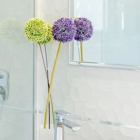 Stone Pearl - Two Bedroom House With Pool