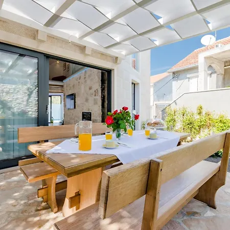 Stone Pearl - Two Bedroom House With Pool Villa *