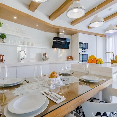 Villa Stone Pearl - Two Bedroom House With Pool Sutivan